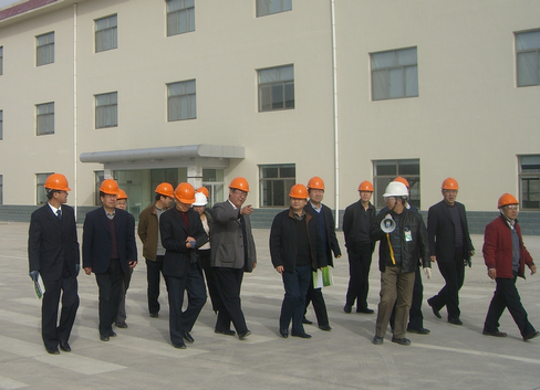 國(guó)家農(nóng)業(yè)部、財(cái)政部以及甘肅省農(nóng)業(yè)廳、財(cái)政廳等領(lǐng)導(dǎo)到公司考察調(diào)研